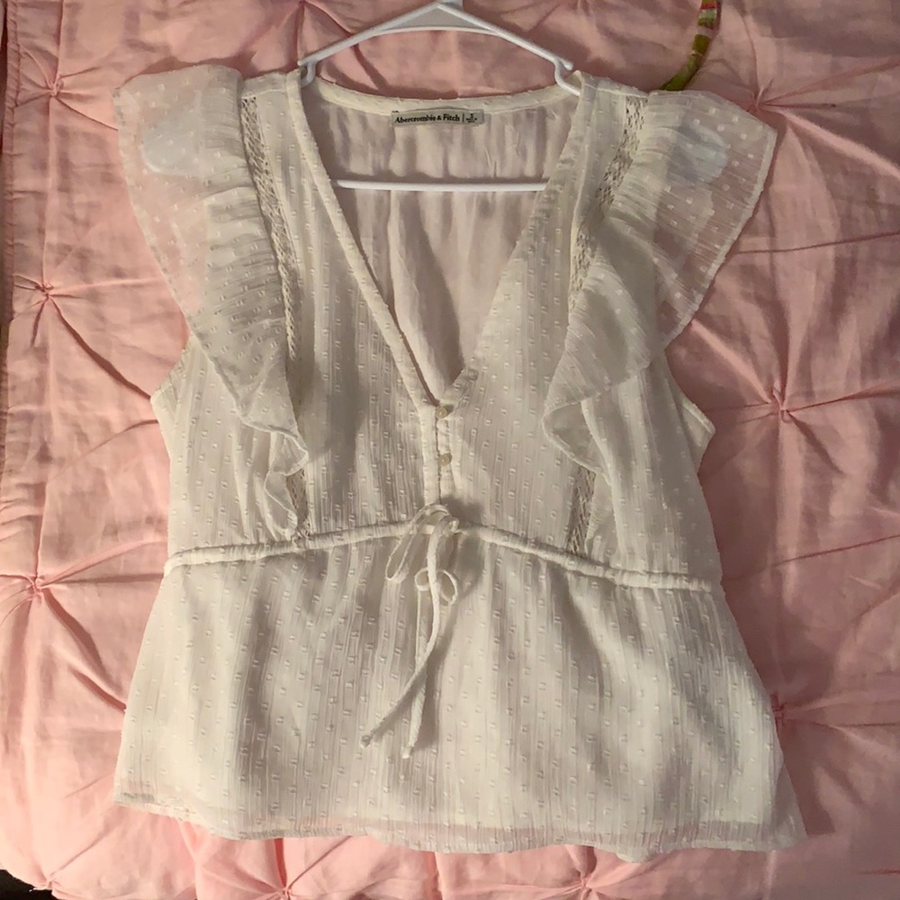 Abercrombie summer/spring top- goes with everything